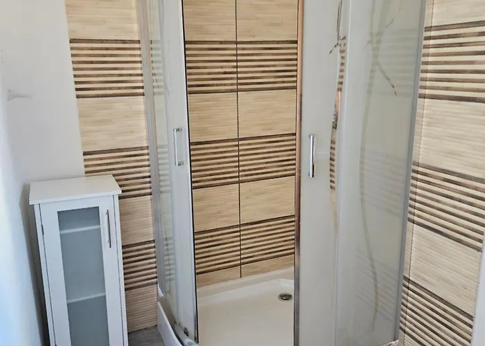 Apartman Baracek, Baraque *